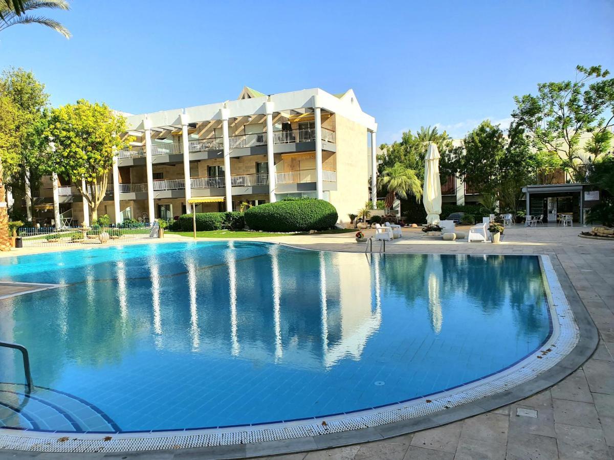 Barak Royal Suites 52 Garden - חמש דקות מהים ומהטיילת Eilat Exterior foto